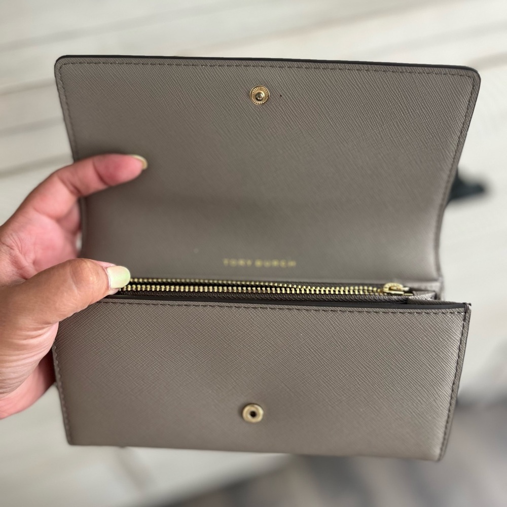 Tory Burch Wallet - Picture 3 of 3